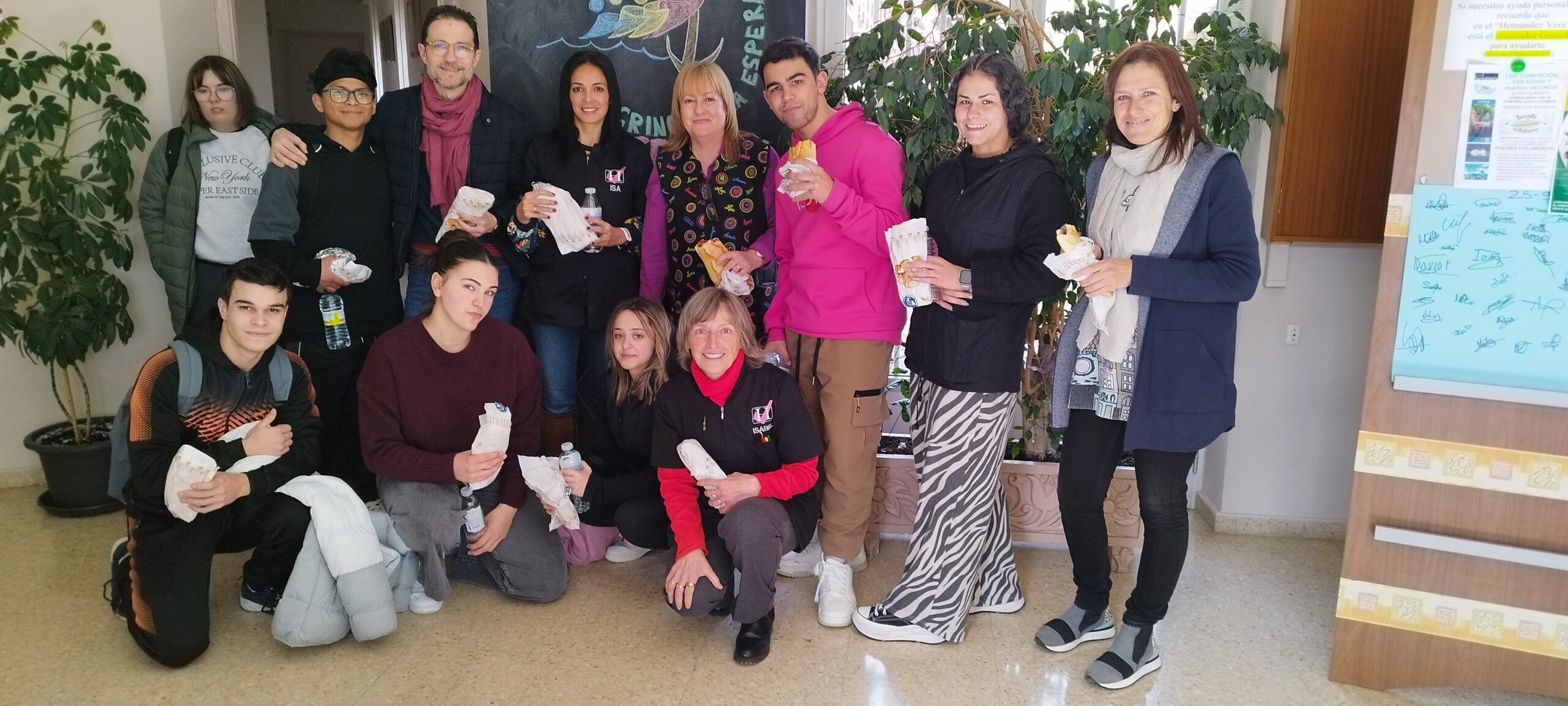 El Centro FP Hernández Vera participa en la operación bocata